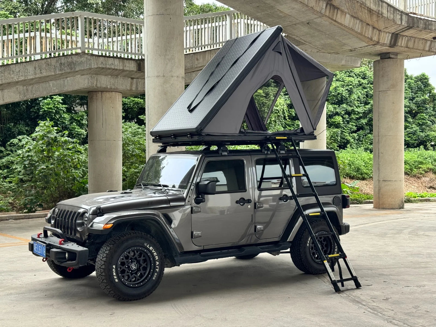 Tente de Toit Universelle pour Voiture et 4x4 - Camping aventure